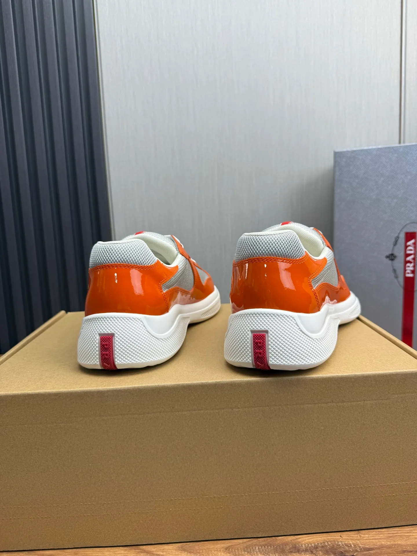 Men's shoes 640💰 [PRADA] Hot selling items🔥Must be recommended every day~~ Official website synchronized, 1:1 high quality shipments✔️ Imported cowhide fabric, rubber material + cowhide lining, original bottom, high-end airplane box packaging🎁 38-45 (38.45 custom-made, non-returnable)